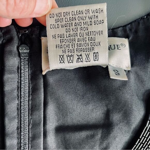 Papell Boutique Evening Black and Gold.Beaded 100% Silk Top - Picture 11 of 15